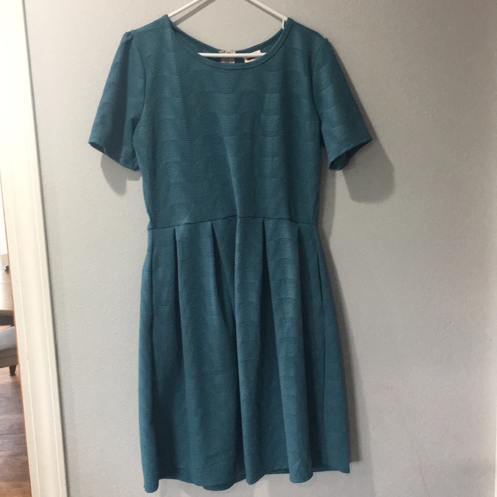 LulaRoe 2XL Blue/Teal Textured Amelia Dress